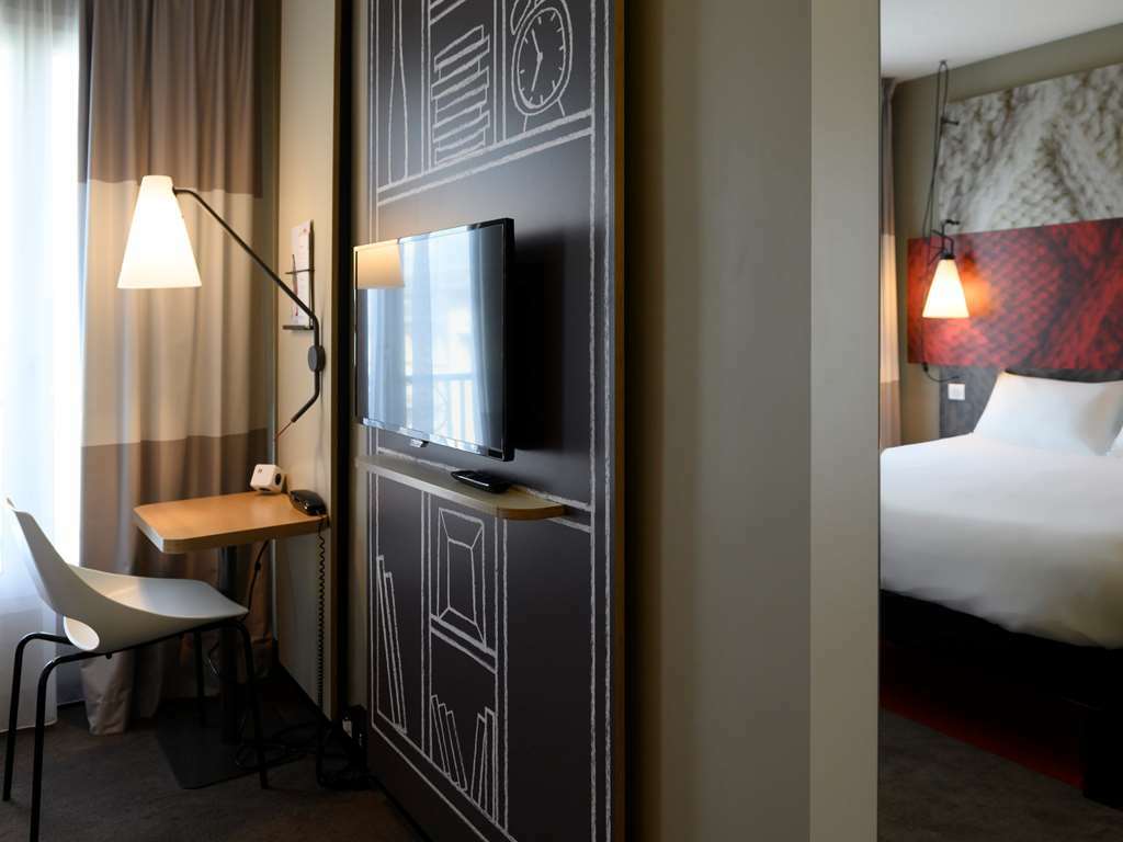 宜必思巴黎蒙帕纳斯大厦15eme酒店 客房 照片